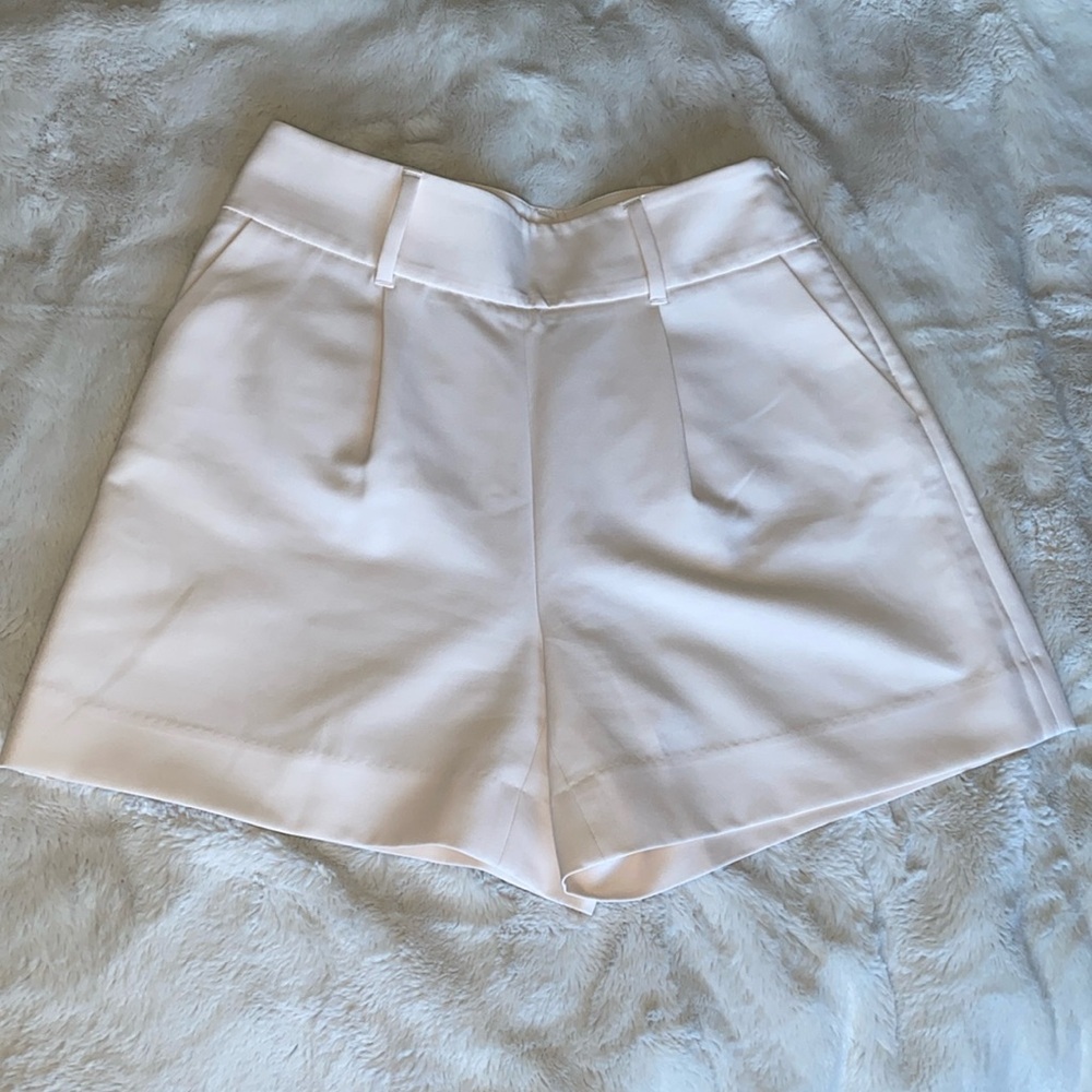 WHBM pleated shorts